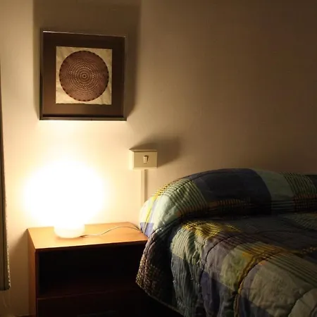 A Due Passi Dal Treno Apartman *