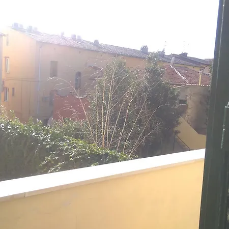 A Due Passi Dal Treno 아파트 *